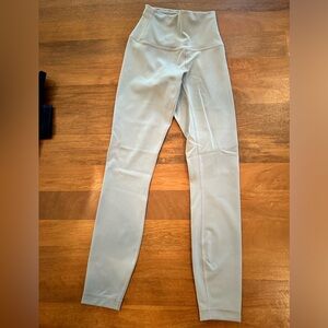 Lululemon wundertrain ankle size 2